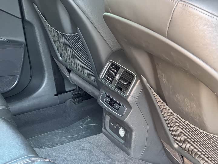 Audi Q5L 40 TFSI базовая — фото 20