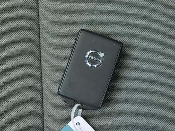 Volvo XC40 2024 B 3 — фото 19
