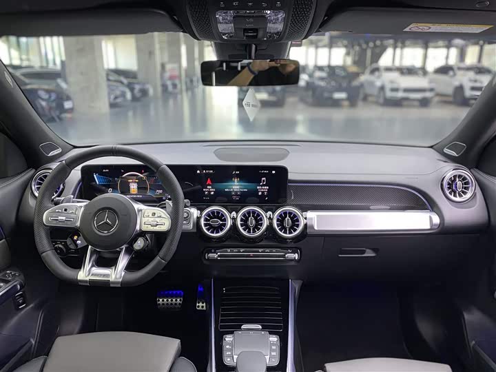 Mercedes-Benz GLB 2022 AMG GLB 35 4 MATIC — фото 12