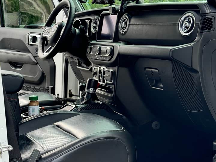 Jeep Wrangler 4xe — фото 8