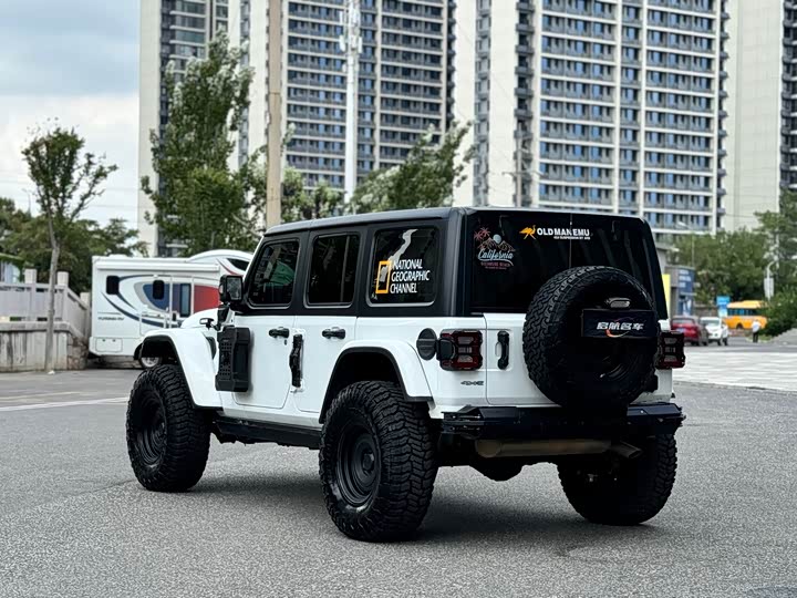 Jeep Wrangler 4xe — фото 9
