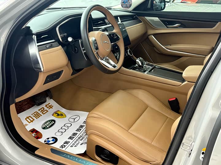 Jaguar XFL 2024 2.0 T P 250 2 WD — фото 7