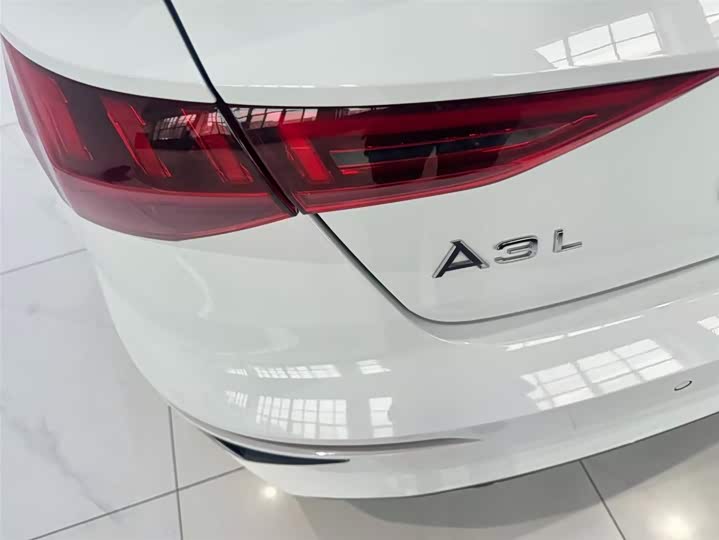 Audi A3 2024 A 3 L Limousine 35 TFSI Sport — фото 13