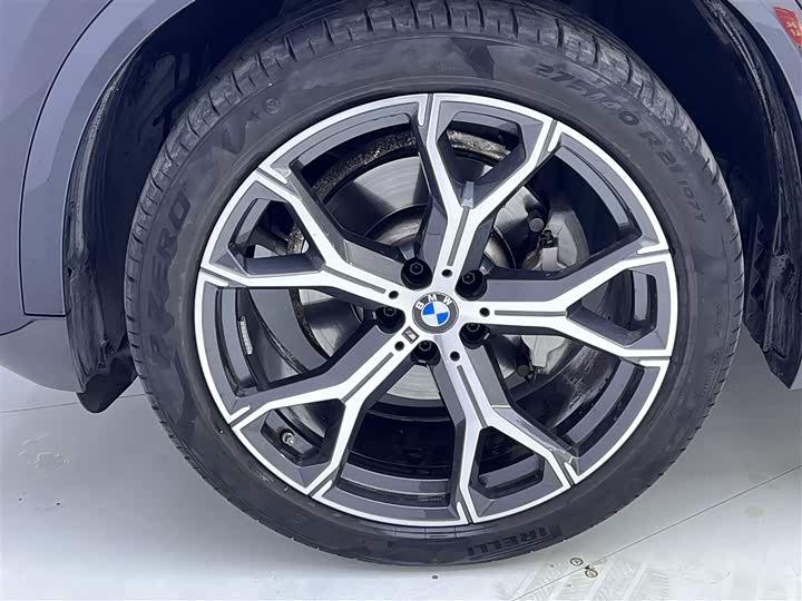 BMW X5 2023 x Drive 30 Li M — фото 11