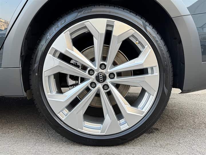 Audi A6 2021 allroad quattro 55 TFSI — фото 24