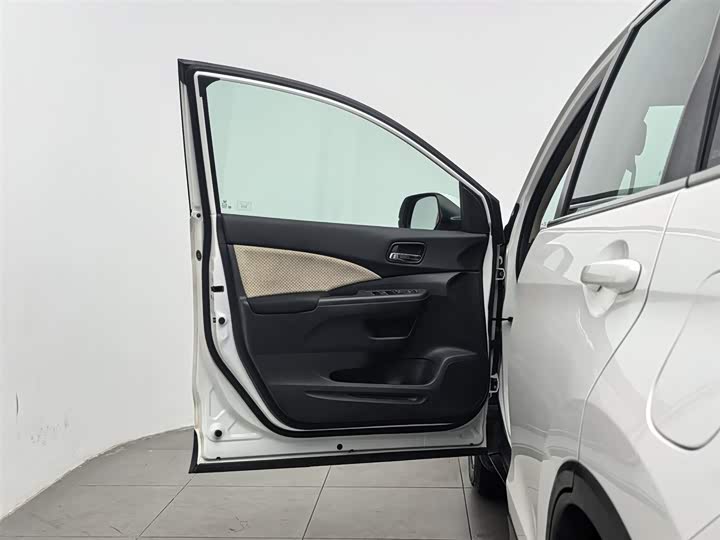Honda CR-V 2016 2.0 L 2 WD — фото 8