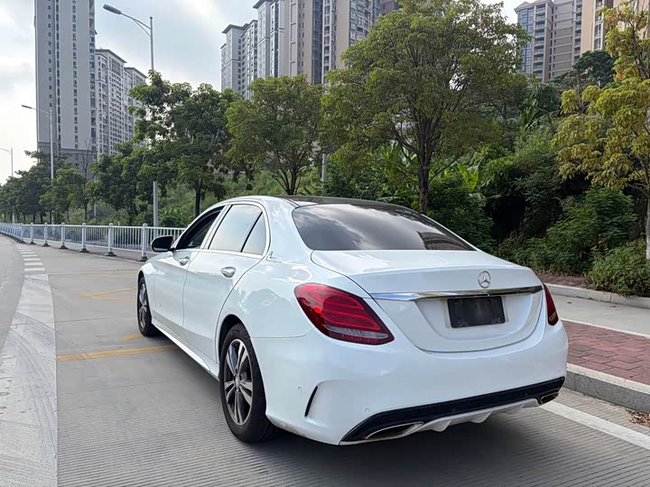 Mercedes-Benz C-Class C 200 L спорт — фото 11