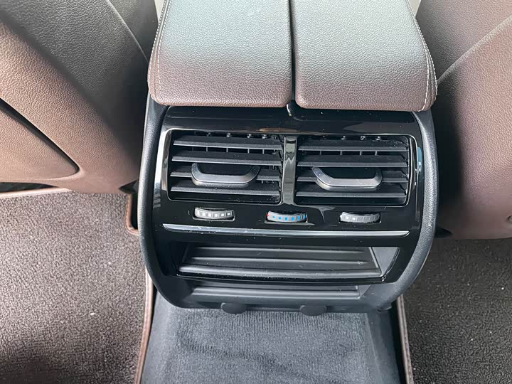 BMW 5 Series 525Li M спортпакет — фото 12