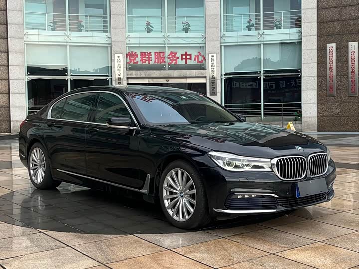 BMW 7 Series 740Li продвинутая — фото 3