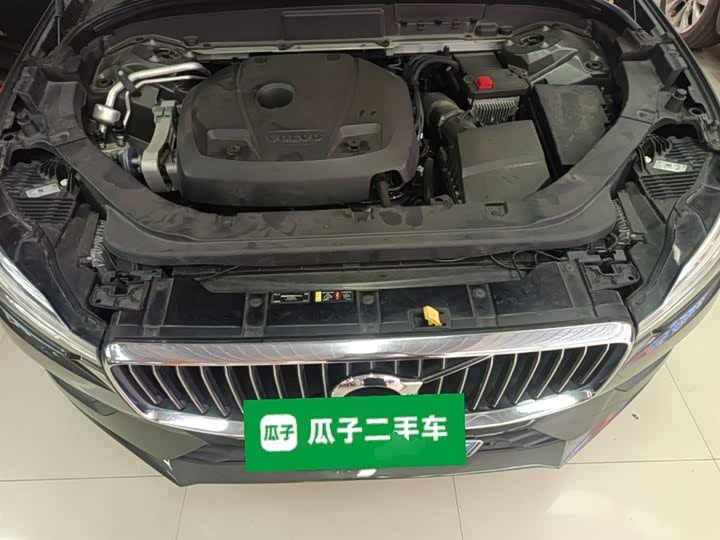Volvo XC60 2019 T 5 4 WD VI — фото 16