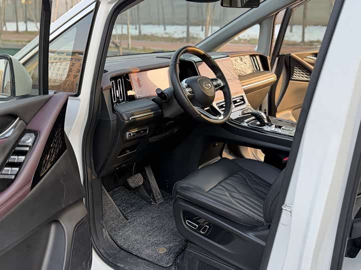 Trumpchi M8 2024 400 T — фото 4