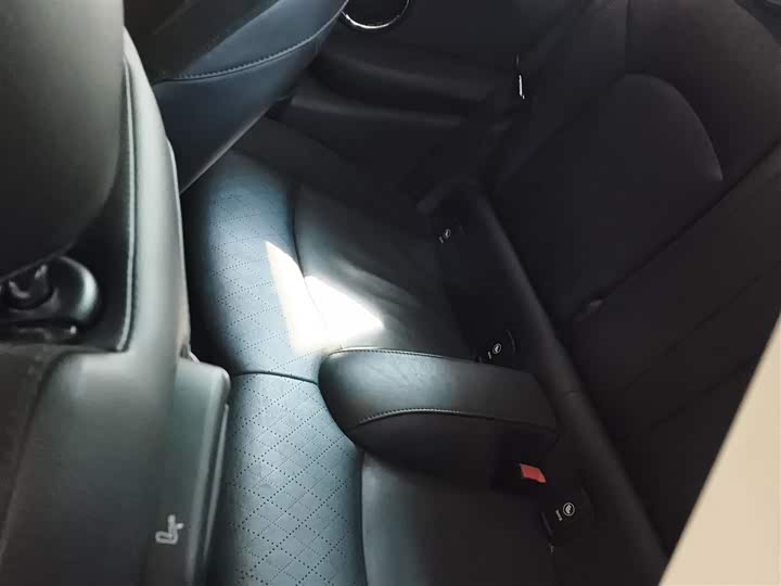 MINI Hatch — фото 10