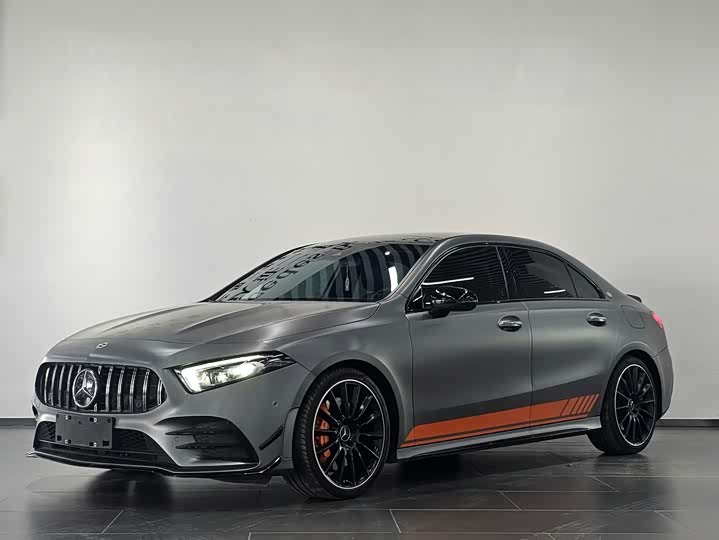 Mercedes-Benz A-Class 2023 AMG A 35 L 4 MATIC — фото 1