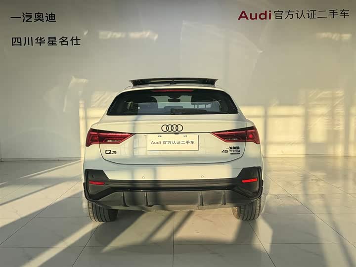 Audi Q3 Sportback 2023 45 TFSI quattro Luxury — фото 5