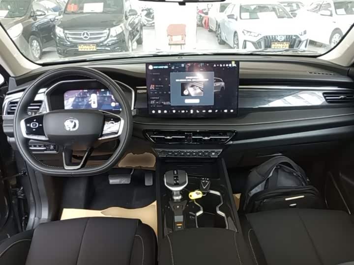 Changan CS75 2026 PRO 1.5 T DCT 7 — фото 10