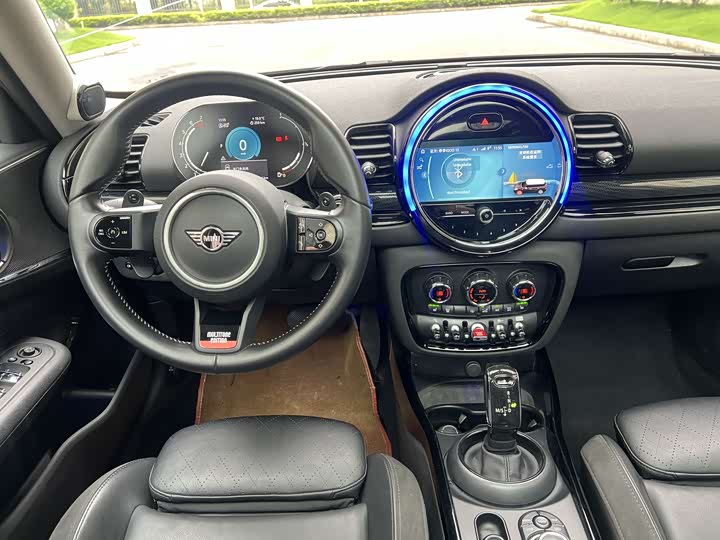 MINI Clubman — фото 11