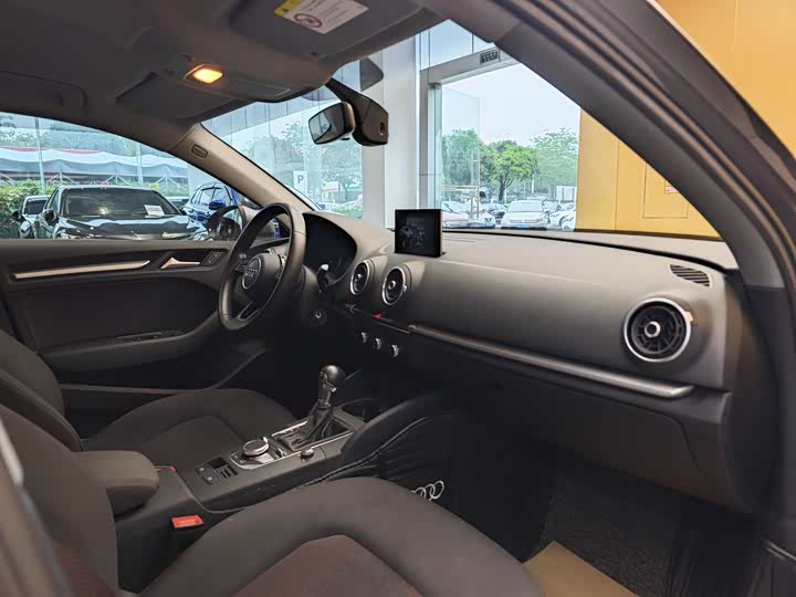 Audi A3 2020 Limousine 35 TFSI V — фото 32