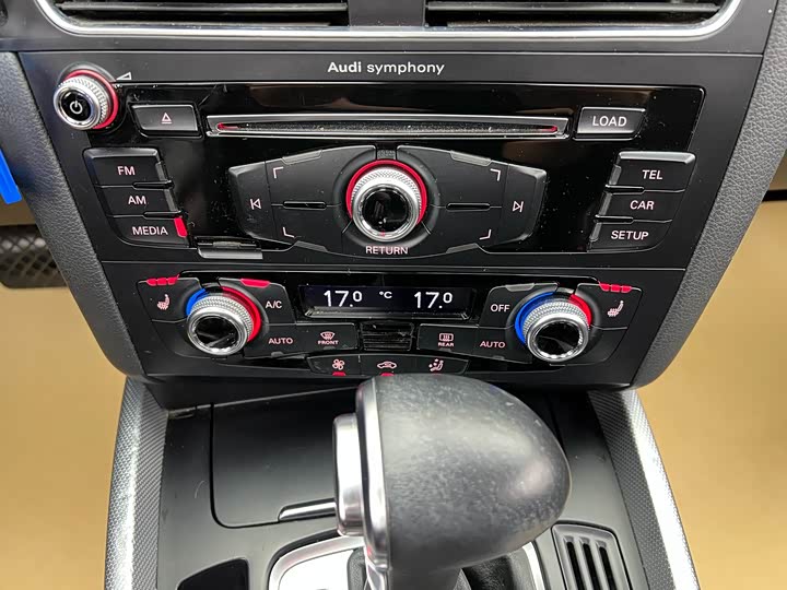 Audi Q5 2016 40 TFSI — фото 14