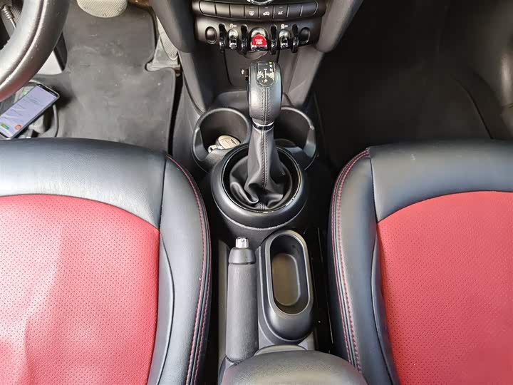 MINI Hatch — фото 14