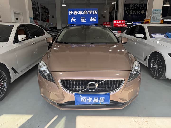 Volvo V40 2016 T 3 — фото 2