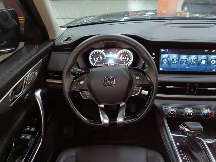 Changan CS95 2019 2.0 T 2 WDLuxury — фото 7