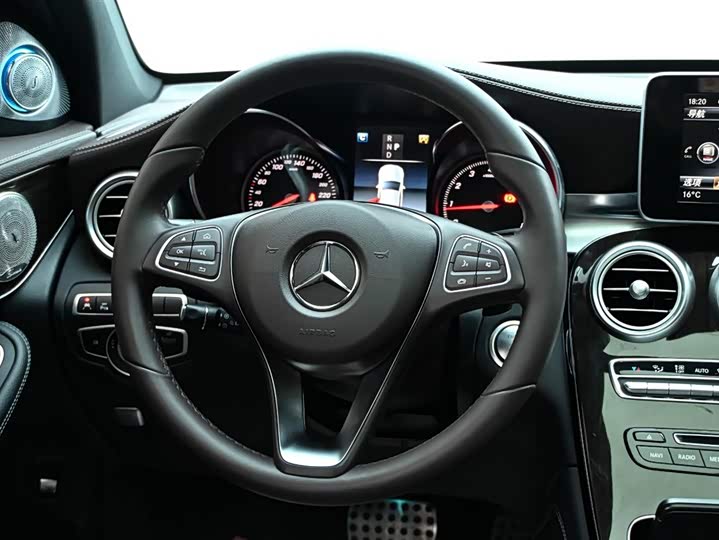 Mercedes-Benz GLC 2019 GLC 260 L 4 MATIC Luxury — фото 19