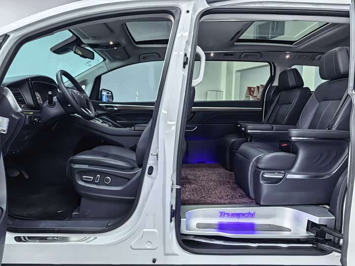 Trumpchi M8 2023 390 T — фото 7