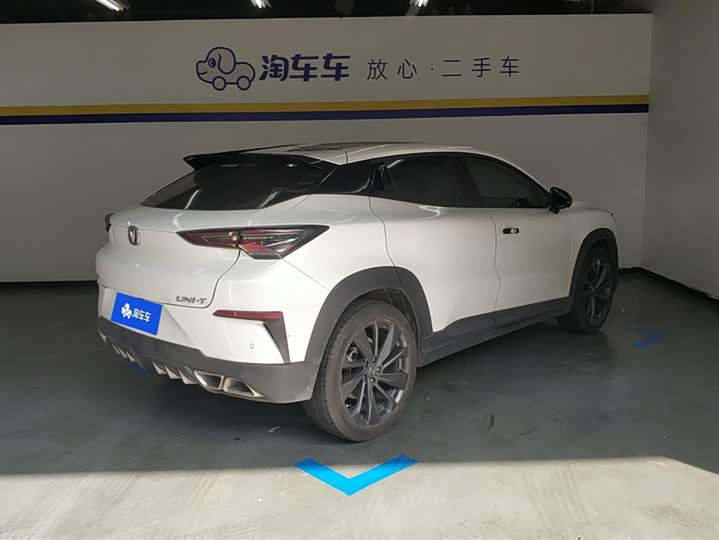 Changan UNI-T 2020 1.5 T Premium — фото 3