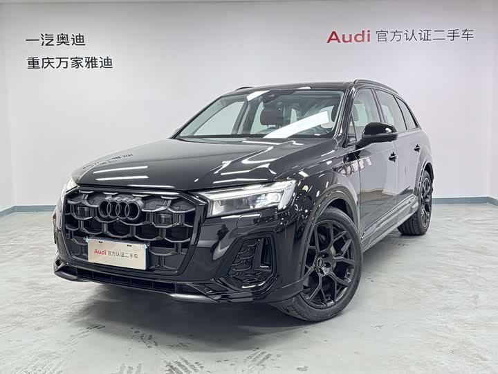 Audi Q7 2024 45 TFSI quattro S line — фото 1