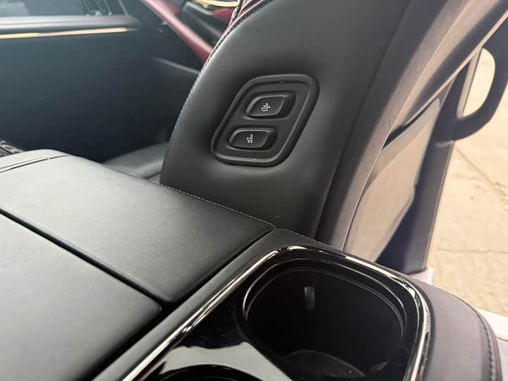 Trumpchi M8 2023 400 T — фото 13