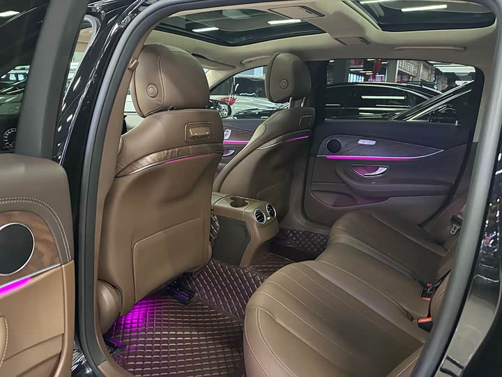Mercedes-Benz E-Class 2020 E 300 L — фото 11