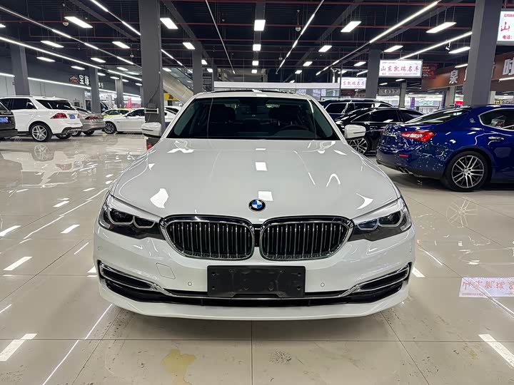 BMW 5-Series 2020 525 Li — фото 2