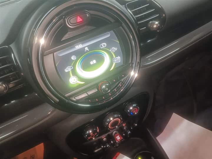 MINI Clubman — фото 9