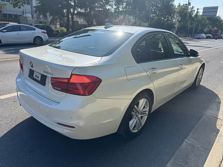 BMW 3 Series 320i стиль — фото 10