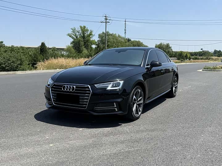 Audi A4L 40 TFSI базовая V — фото 2