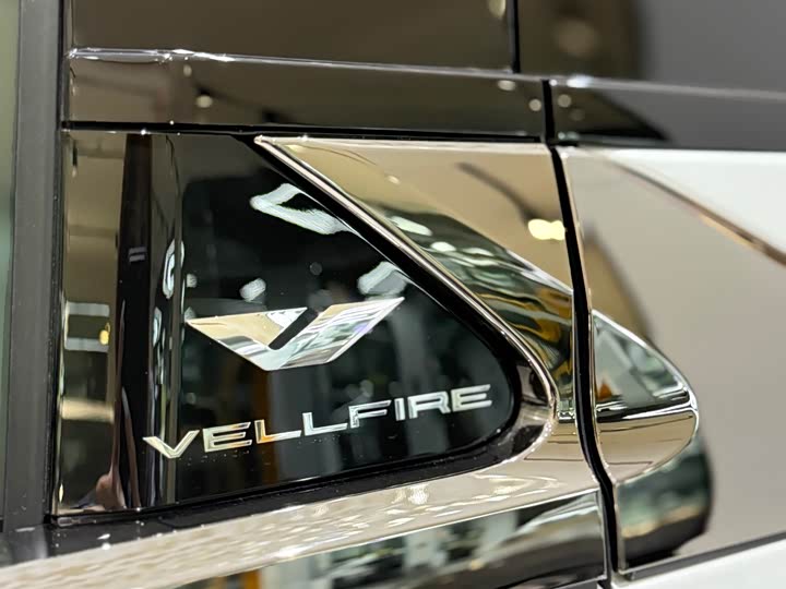 Toyota Vellfire — фото 15