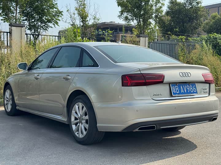Audi A6L TFSI — фото 9