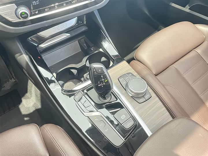 BMW X3 2020 x Drive 28i M — фото 13