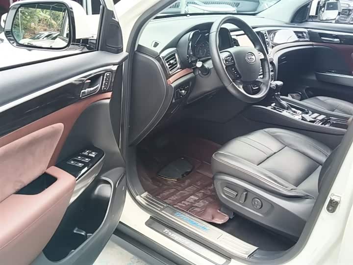 Trumpchi GS8 2017 320 T 2 WD ( ) — фото 16