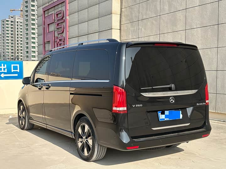 Mercedes-Benz V-Class 2021 V 260 — фото 15