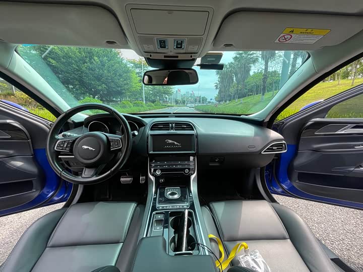 Jaguar XEL 2019 2.0 T 200 PS — фото 9