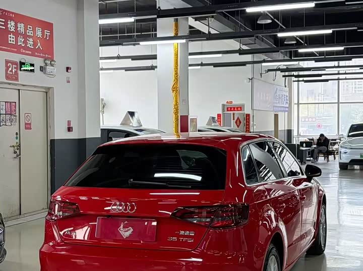 Audi A3 2016 Sportback 35 TFSI — фото 9