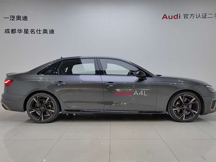 Audi A4L 2024 40 TFSI quattro RS — фото 3