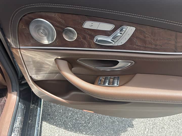 Mercedes-Benz E-Class E 300 L люкс — фото 13