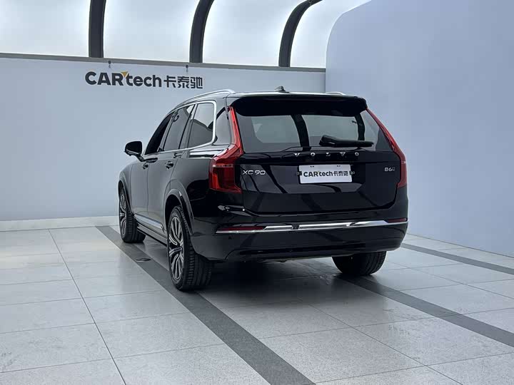 Volvo XC90 2024 B 6 7 — фото 2