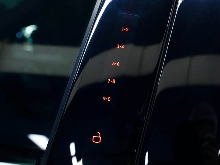 Lincoln Aviator — фото 9