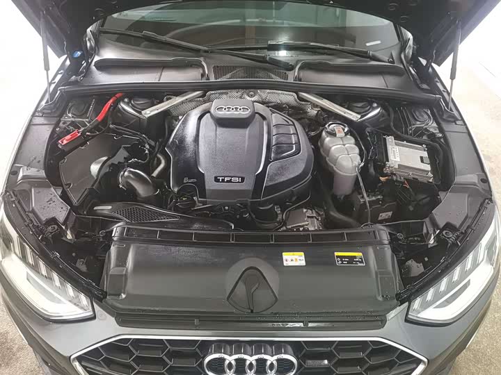Audi A4L 2020 40 TFSI — фото 4