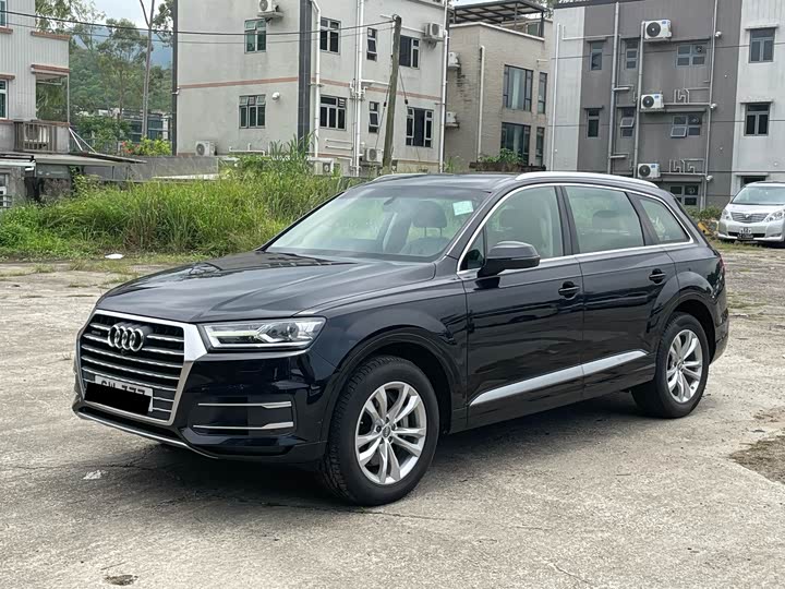 Audi Q7 2019 45 TFSI Comfort — фото 1