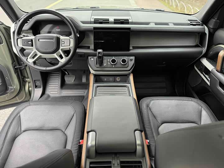Land Rover Defender — фото 9