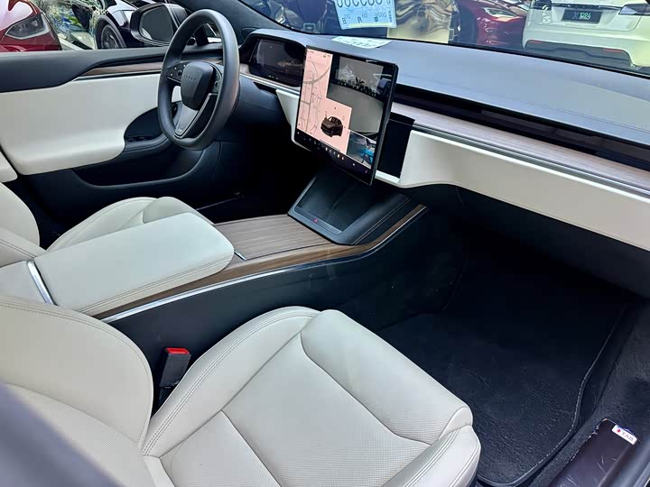 Tesla Model 2023 — фото 16